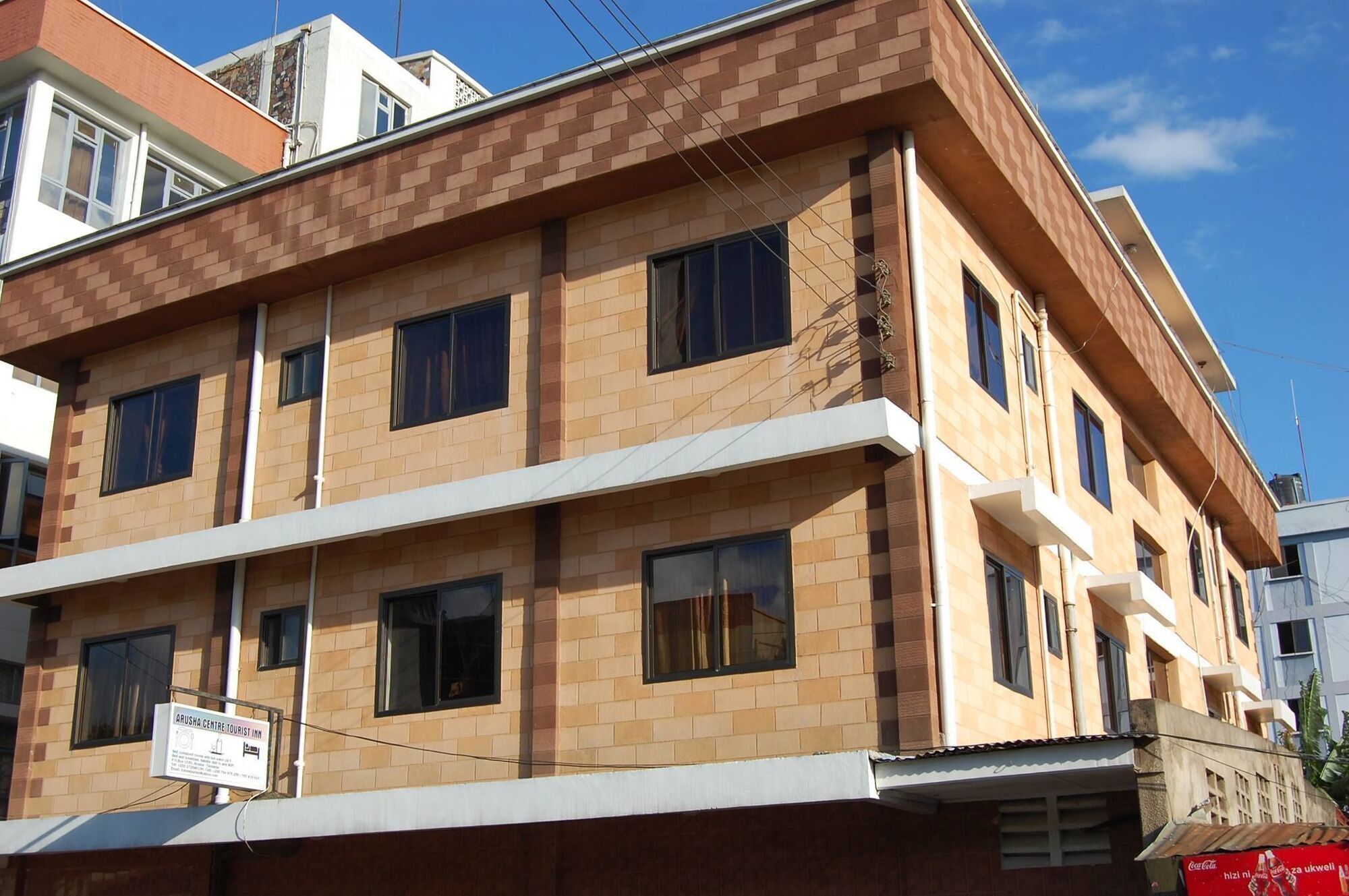 Center Inn Аруша Екстериор снимка